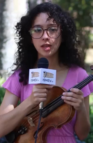 Paula Luengas Cabrales – Violinista Es Follada En Vivo Para Webcam