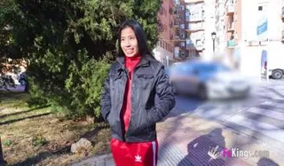 Llega la asiatica latina Lore Hot