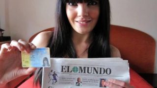 Desvirgada en su 18 cumpleaños – Carmen Lomama